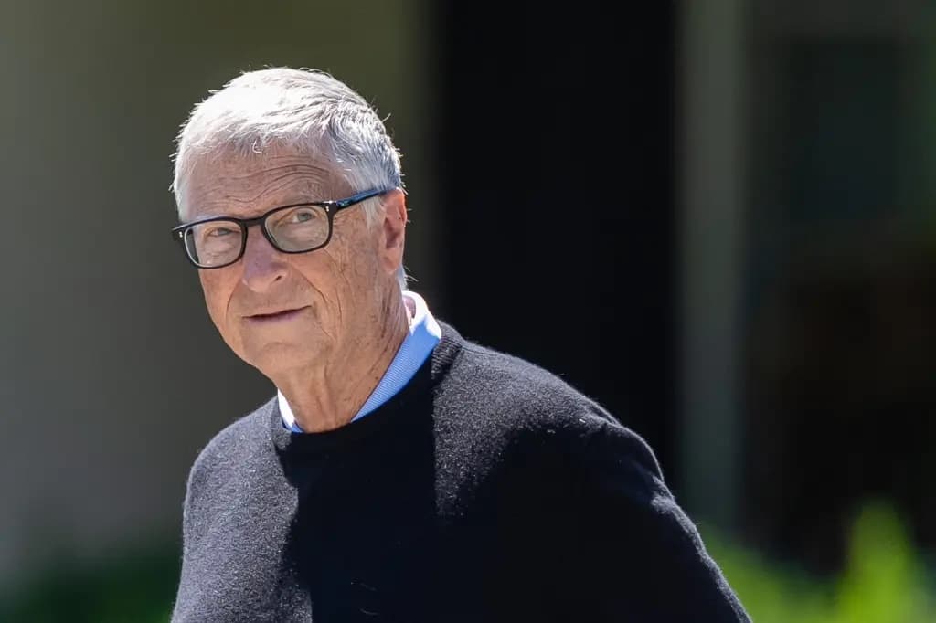 Bill Gates walking outdoors